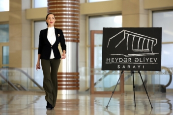 Heydər Əliyev Sarayında daha bir yeni layihə -“Tarixi səhnə”