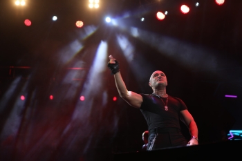 Yeni ilin ilk solo konsertində Miri Yusif sevənlərinin qarşısına çıxdı.