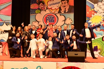 Planet Parni iz Baku KVN teatrının təqdimatında "Bizim Gülüş Müəllim" adlı yeni konsert proqramı