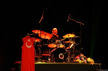 Türkiyəli məşhur müğənni Kıraç Heydər Əliyev Sarayında konsert proqramı ilə çıxış edib.