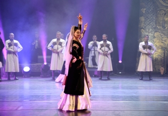 Gürcüstanın “Erisioni” ansamblı Heydər Əliyev Sarayında çıxış edib