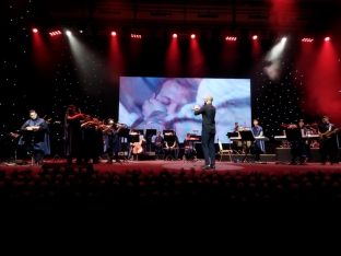 Heydər Əliyev Sarayında "BN Team Orchestra" Simfonik Orkestrinin təqdimatında "TÜRK SERİALLARI DÜNYASI" layihəsi