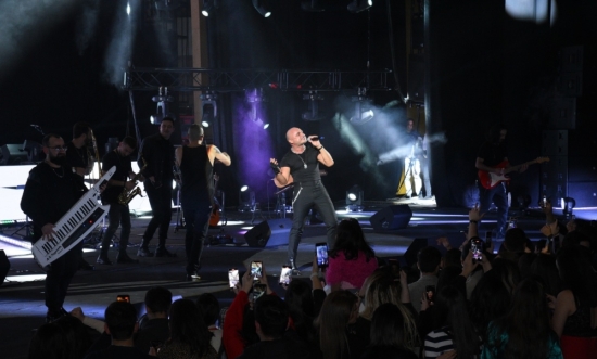 Yeni ilin ilk solo konsertində Miri Yusif sevənlərinin qarşısına çıxdı.