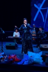 Almaxanımın Heydər Əliyev Sarayında ilk böyük solo konserti anşlaqla baş tutdu