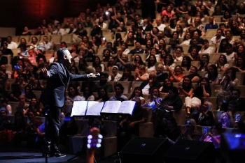 Sentyabrın 22-də Heydər Əliyev Sarayında Türkiyənin sevilən müğənnisi Ferhat Göçerin konserti baş tutub