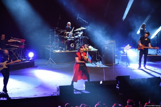 Türkiyəli məşhur müğənni Kıraç Heydər Əliyev Sarayında konsert proqramı ilə çıxış edib.