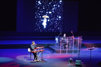 Məşhur qrup Heydər Əliyev Sarayında yeni konsert proqramını təqdim edib.