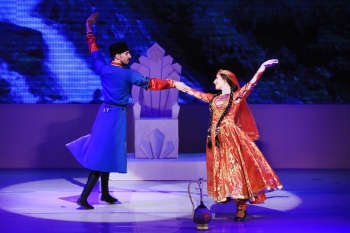 Heydər Əliyev Sarayı Novruz bayramı münasibətilə uşaqları maraqlı, musiqili, interaktiv və əyləncəli proqram ilə sevindirib.