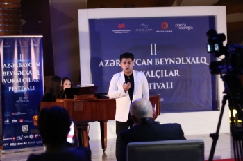 II Azərbaycan Beynəlxalq Vokalçılar Festivalının "Azərbaycan Opera Ifaçılığı Antalogiyası" kitabının təqdimatı baş tutdu