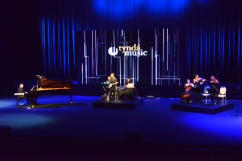 Heydər Əliyev Sarayında Lüdoviko Eynaudinin əsərlərindən ibarət konsert