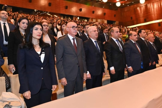 Bakıda Heydər Əliyevin anadan olmasının 100 illiyinə həsr edilmiş Azərbaycandan kənarda təhsil almış mütəxəssislərin toplantısı keçirilib