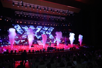 Yeni ilin ilk solo konsertində Miri Yusif sevənlərinin qarşısına çıxdı.