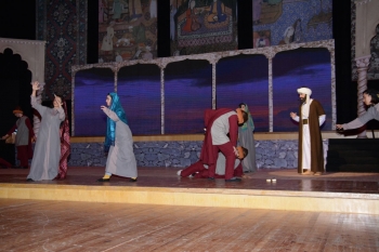 Heydər Əliyev Sarayında Nizami Gəncəvinin 880 illiyi ilə əlaqədar “Beş qapı” tamaşası təqdim olunub