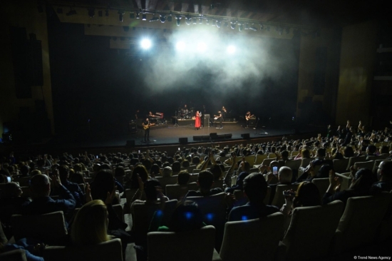 Türkiyəli məşhur müğənni Kıraç Heydər Əliyev Sarayında konsert proqramı ilə çıxış edib.