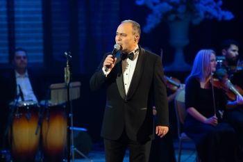 Azər Zeynalovun "Bir son bahar" adlı solo konserti keçirilib