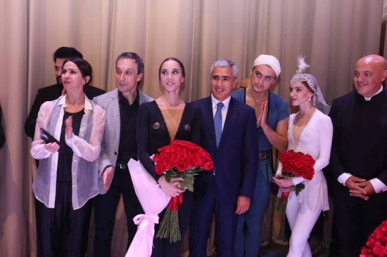 Heydər Əliyev Sarayında görkəmli bəstəkar, Azərbaycanın Xalq artisti Arif Məlikovun “Məhəbbət əfsanəsi” baletinin uzun müddətdir gözlənilən təqdimatı keçirilib.
