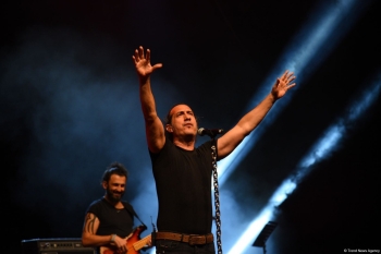 Türkiyəli məşhur müğənni Kıraç Heydər Əliyev Sarayında konsert proqramı ilə çıxış edib.