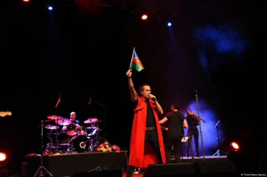 Türkiyəli məşhur müğənni Kıraç Heydər Əliyev Sarayında konsert proqramı ilə çıxış edib.