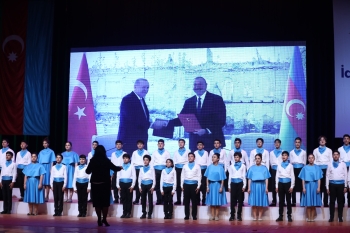 Heydər Əliyev Sarayında “Tarix yazan imza” adlı xeyriyyə tədbiri
