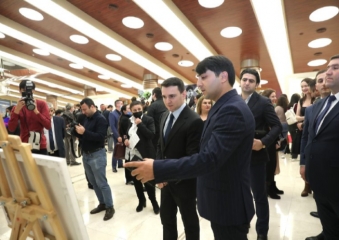 Heydər Əliyev Sarayında “Bir Bax, Min Yaşat” foto sərgisi keçirilib