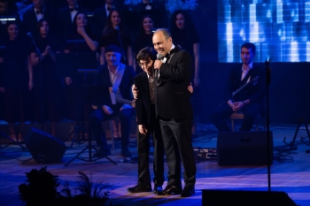 Azər Zeynalovun "Bir son bahar" adlı solo konserti keçirilib