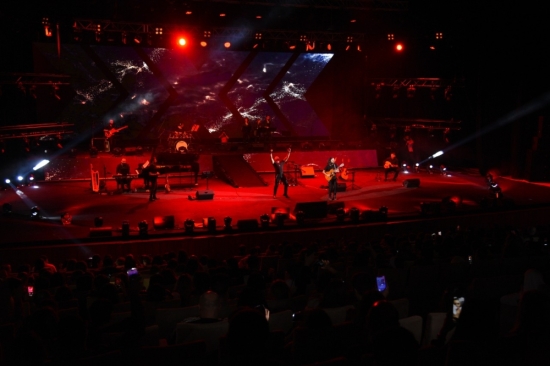 Yeni ilin ilk solo konsertində Miri Yusif sevənlərinin qarşısına çıxdı.
