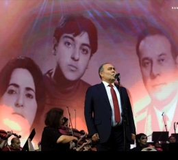 Heydər Əliyev Sarayında Müslüm Maqomayevin 80 illik yubileyinə həsr olunmuş xatirə gecəsi  baş tutdu