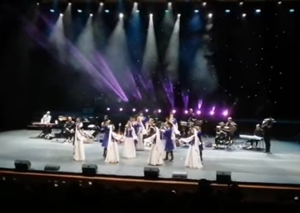 Xalq artisti Ənvər Sadıqov ilk böyük solo konserti ilə çıxış edib.