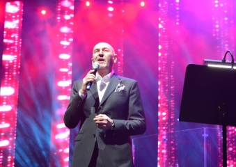 Hər kəsin sevimlisi, dəyərli sənətkar Xalq artisti İlqar Muradov yubiley konserti ilə yenidən Heydər Əliyev Sarayında.