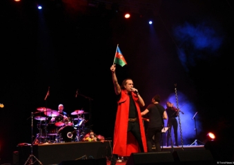 Türkiyəli məşhur müğənni Kıraç Heydər Əliyev Sarayında konsert proqramı ilə çıxış edib.